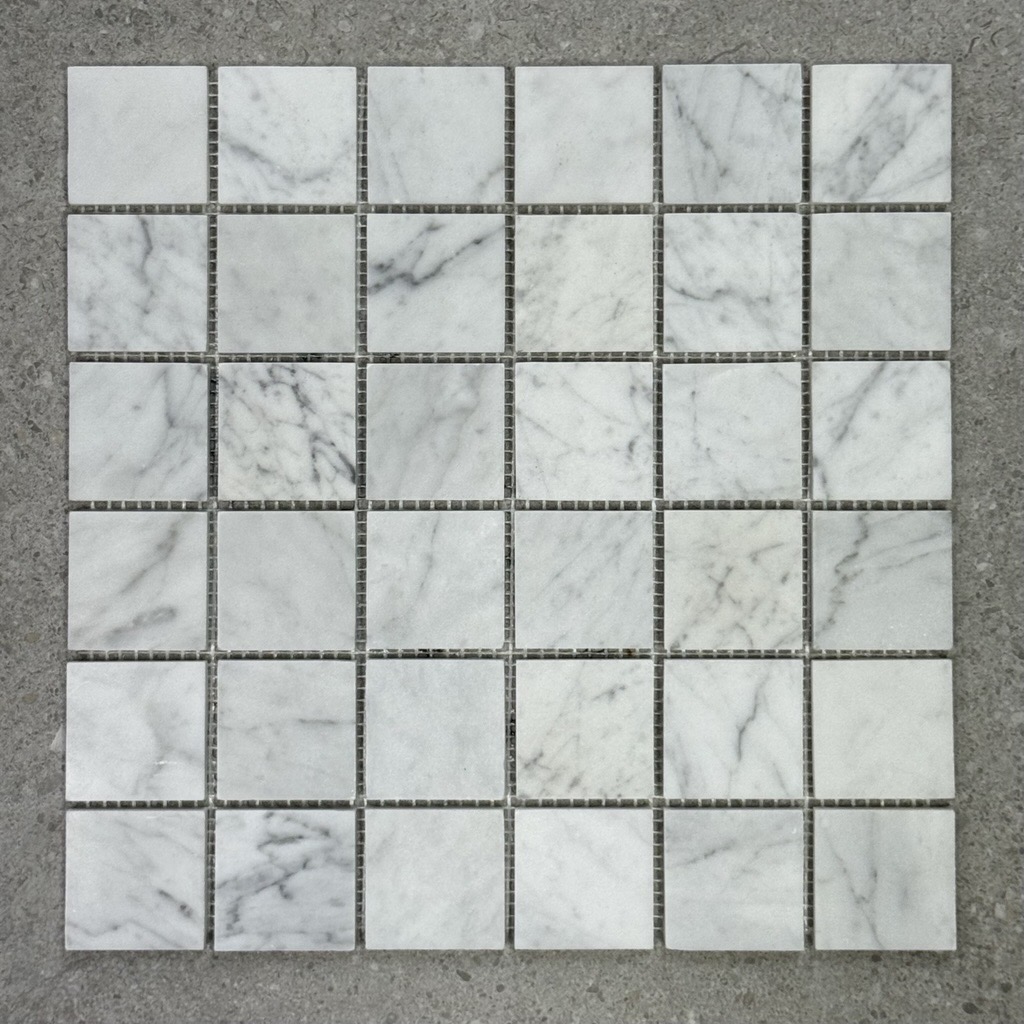 Square Honed Marble Carrara Mosaic 48mm 7773