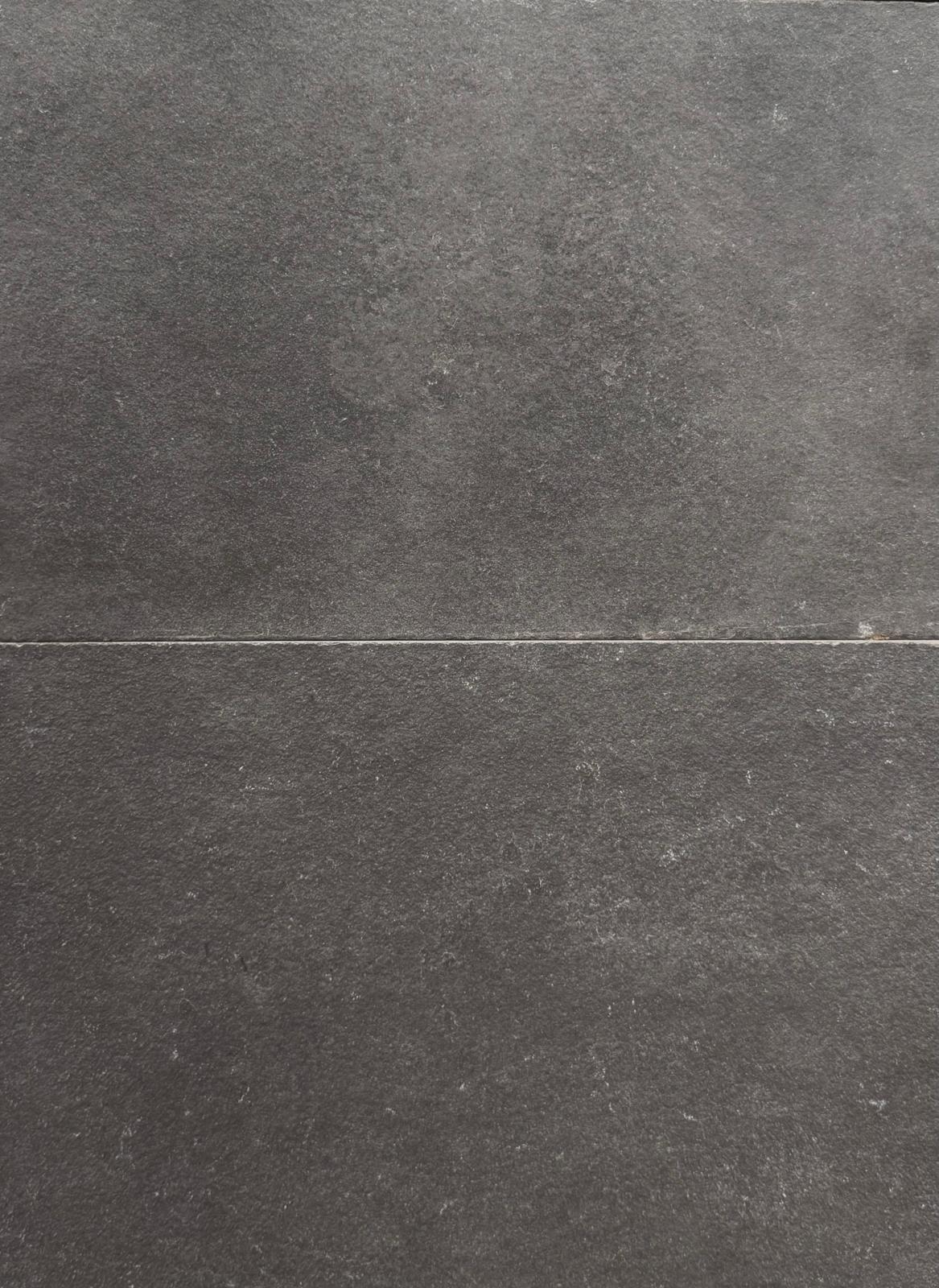 Black Limestone Tumbled Finish Tile 8958