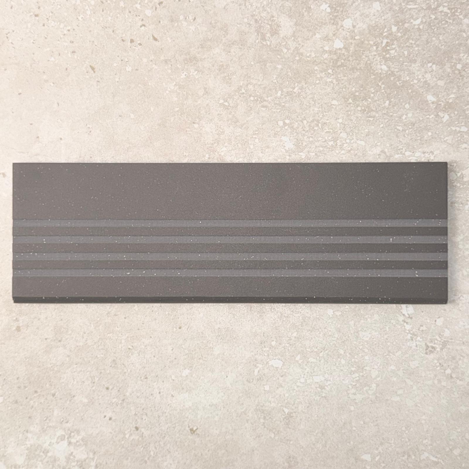 Quantum Black Anti-slip Porcelain Step Tread with 3 Groove Line 2885