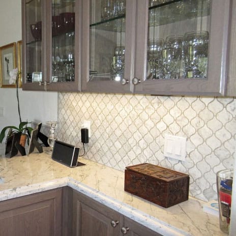 Bianco Carrara Arabesque Polished Marble Mosaic Sheet 7025